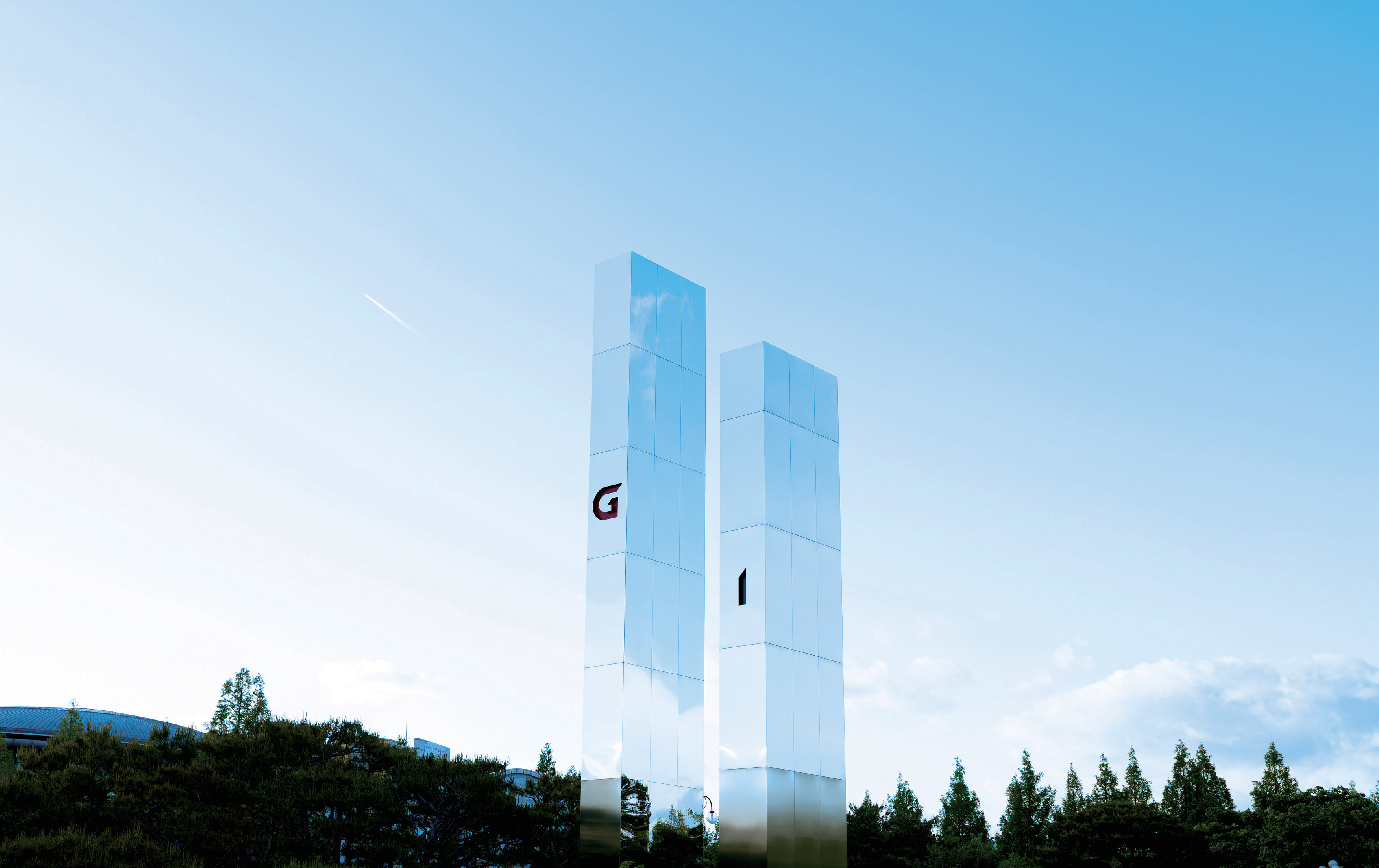 GIST PRISM 조형물과 캠퍼스 풍경